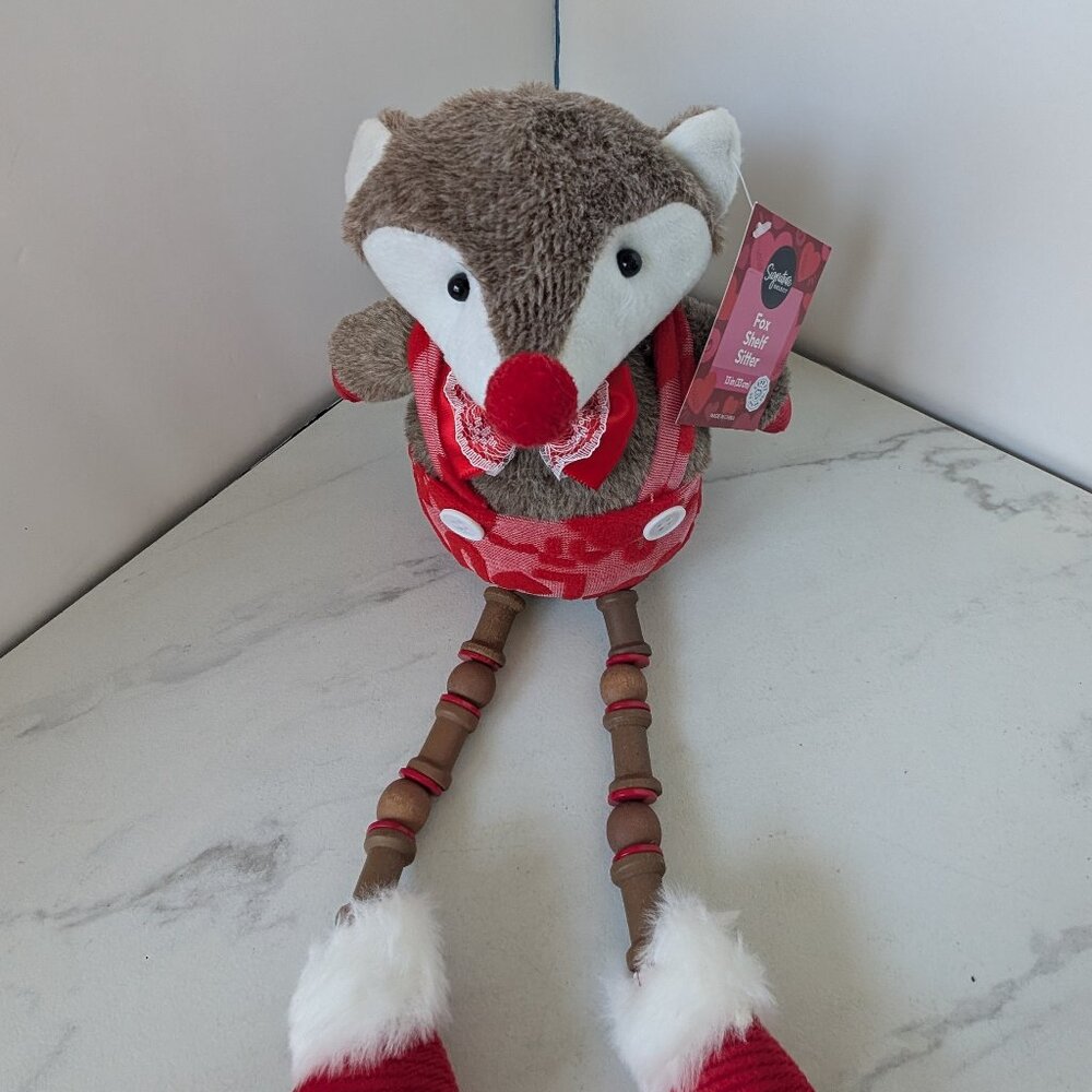 Fox Shelf Sitter - New with Tags